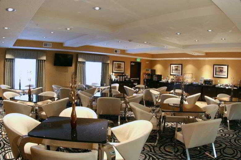 Hotel Best Western Plus Airport Inn & Suites