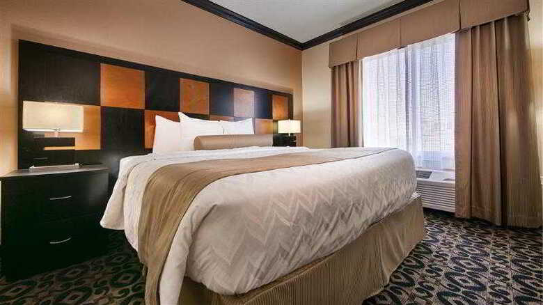 Hotel Best Western Plus Airport Inn & Suites