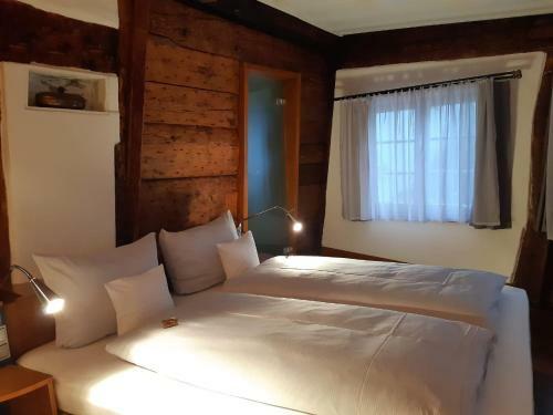 Hotel Schiefes Haus