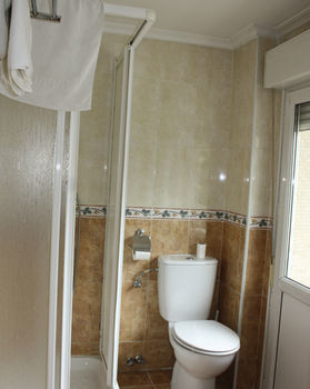 Hostal �lvarez