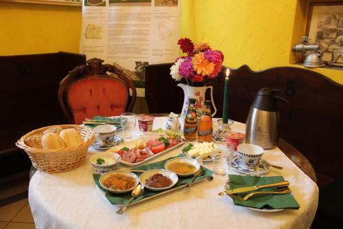Hostal Heinrich's Pension & Cafe-wirtschaft