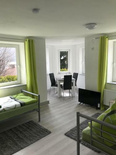 Hostal Bahnweg 9