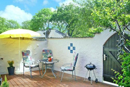 Holiday Home Wiek - Dos07110-f