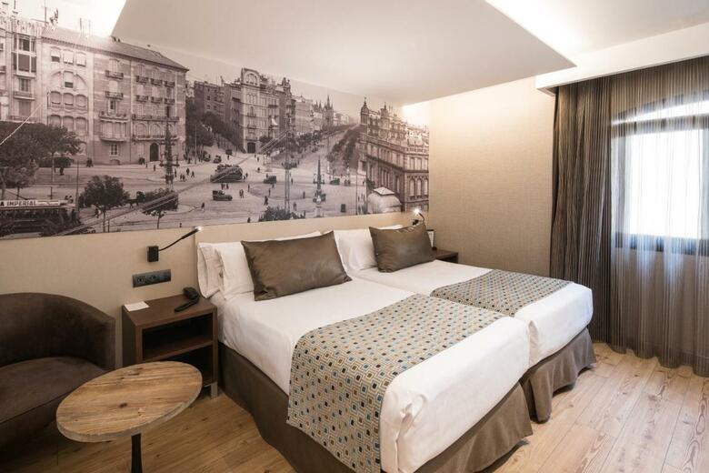 Hotel Catalonia Born