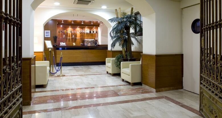 Hotel Oasis