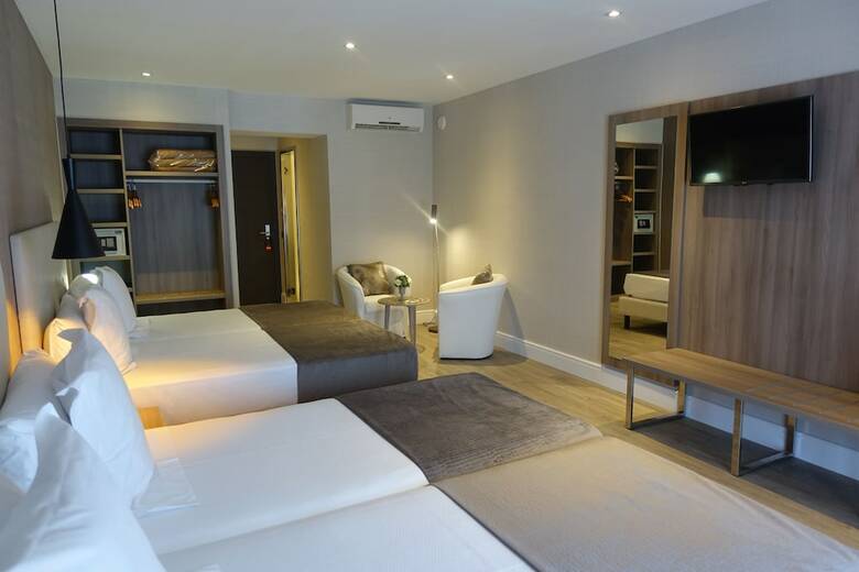 Hotel Oasis