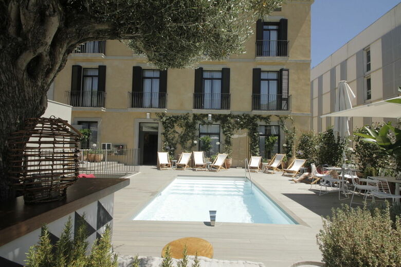Hotel Oasis