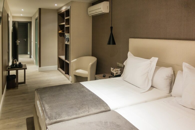 Hotel Oasis