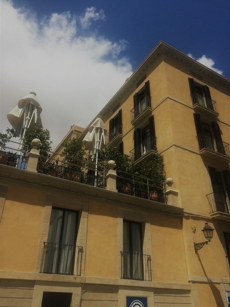 Hotel Oasis