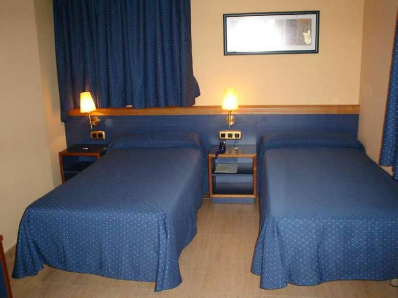 Hotel Oasis