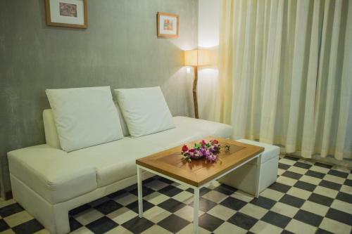 Hotel Away Villa Salt Phnom Penh
