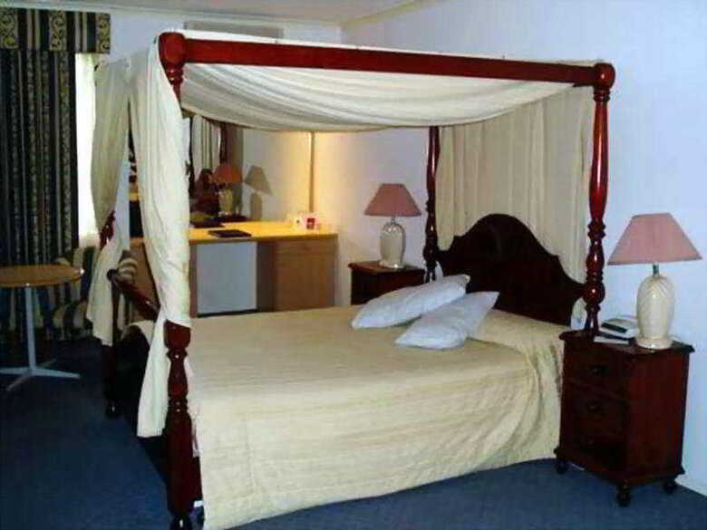 Quality Hotel Manor
