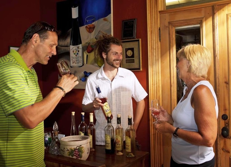 Magnetic Hill Winery And B&B