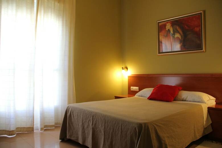 Hotel Dora