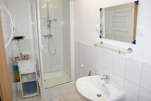 Thie� Mit Terrasse & Parkplatz - Abc202