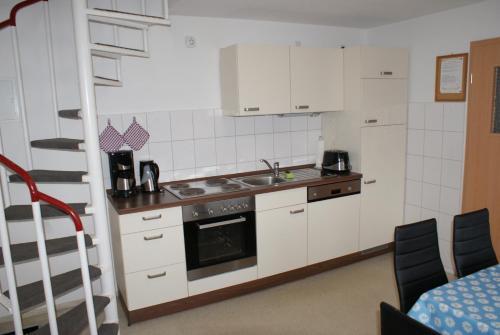 Thie� Mit Terrasse & Parkplatz - Abc202