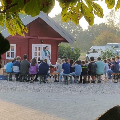 Blockh�tte Wohlf�hlwagen G�stezimmer Moerenhof