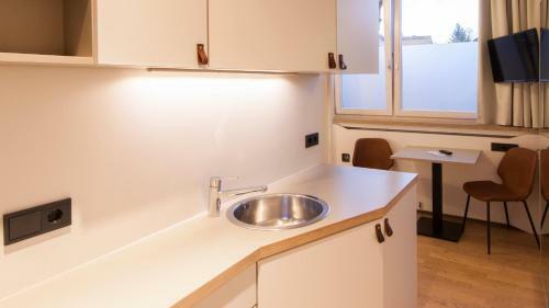 Aparthotel Room For Rent