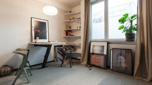 Aparthotel Room For Rent