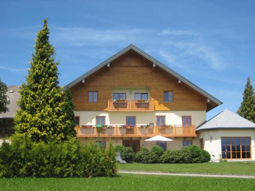Hostal Pension Kreuzinger
