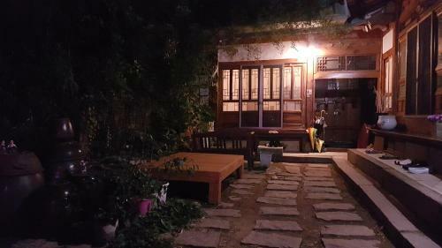 Hostal Soriwool Guesthouse