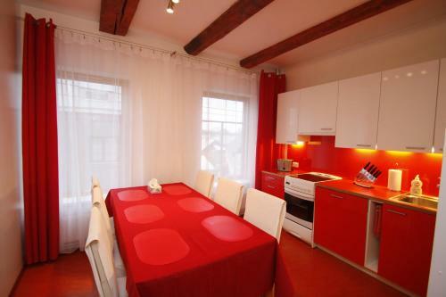 Sunnyhouse Apartments