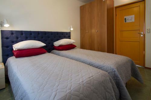 Sunnyhouse Apartments