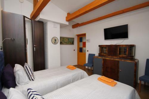 Sunnyhouse Apartments