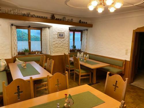 Bed & Breakfast Gasthof - Pension - Adler