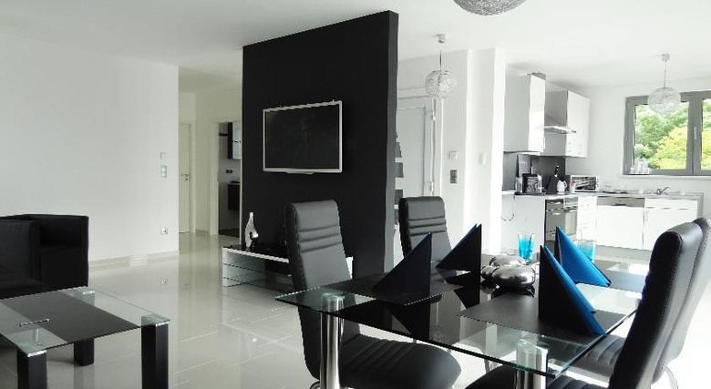 Apartment L�we