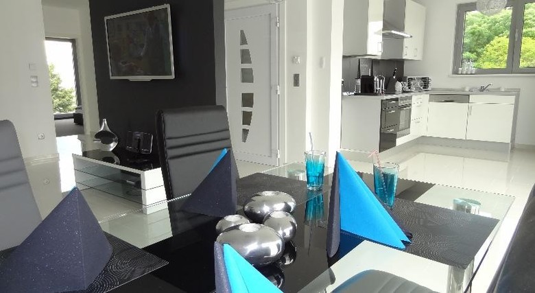 Apartment L�we