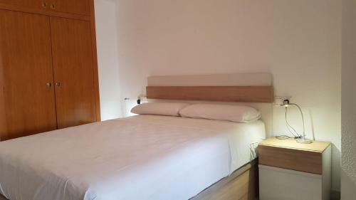 Bonito Apartamento Con Inmensa Terraza Y Piscina