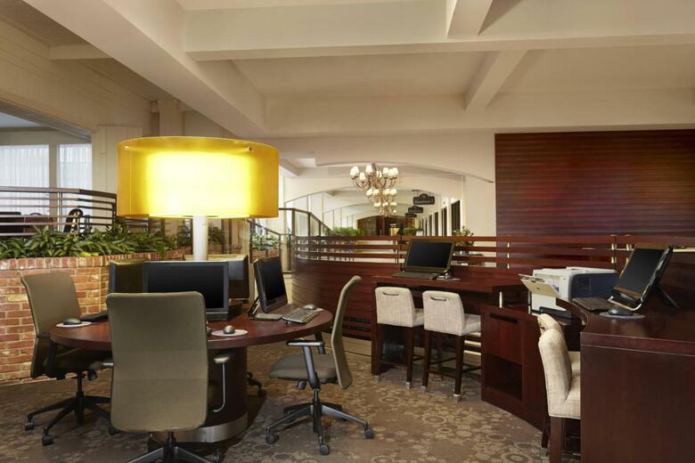 Sheraton Red Deer Hotel