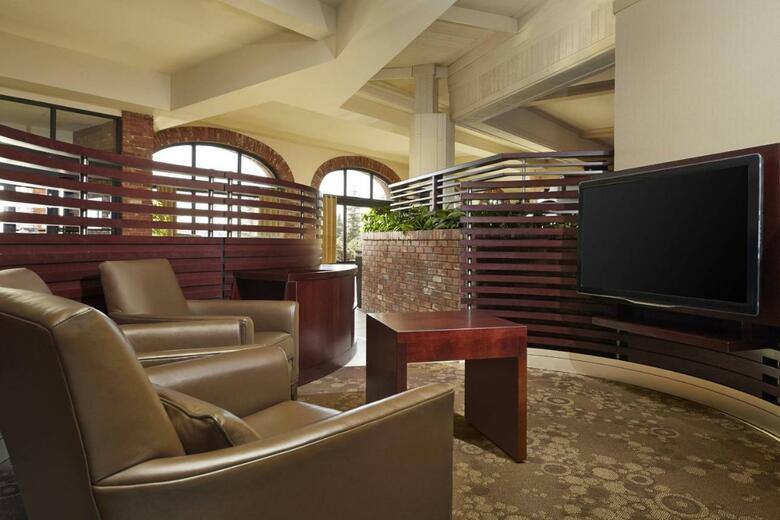 Sheraton Red Deer Hotel