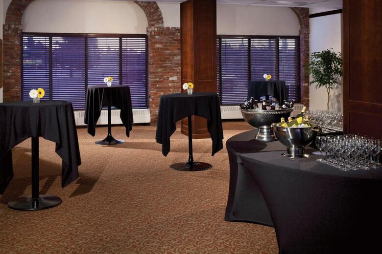 Sheraton Red Deer Hotel