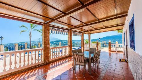 Finca Bellavista Co�n By Ruralidays