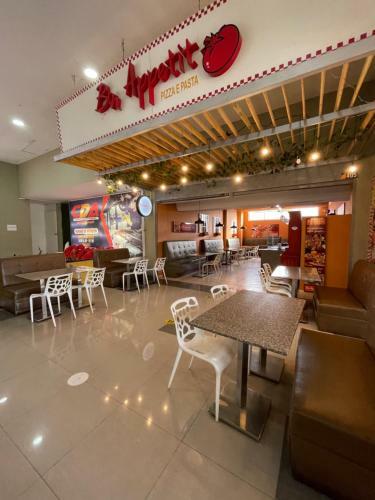 Lindo Apartamento En Centro Comercial - Piscina - Turco - Sauna.