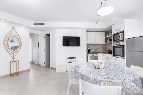 Apartamento Home2book Charming Azurro Wifi & Pool
