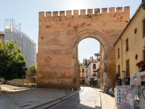 Beautiful Apartment In The Centre Of Granada