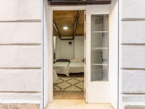 Beautiful Apartment In The Centre Of Granada