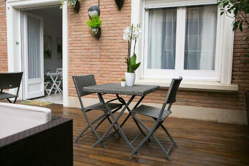 Hostal Blanc Guest House