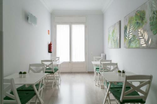 Hostal Blanc Guest House