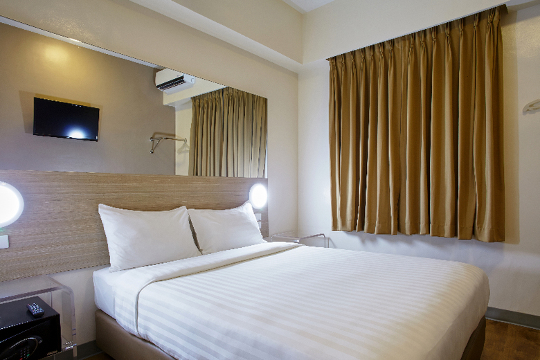 Tune Hotel Aseana City