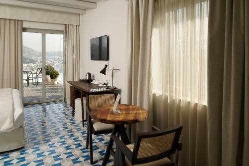 Hotel Dimora Dei Lari