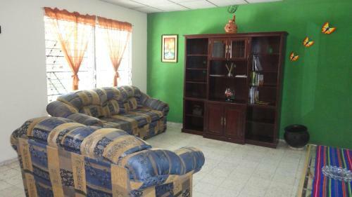 Bed & Breakfast Hostal Do�a Marta