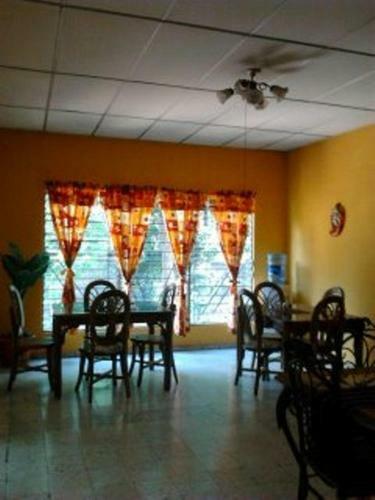 Bed & Breakfast Hostal Do�a Marta