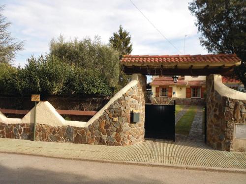 Holiday Home Passeig Del Serrat L�ocata