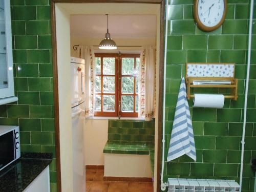 Holiday Home Passeig Del Serrat L�ocata