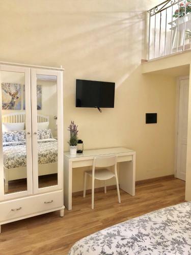 Hostal Alessia Guest House