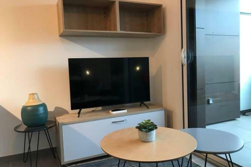 Apartamento L'echappee Belle - Charme, Parking & Proche Lac